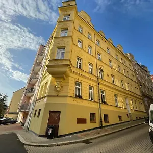 Apartmán Francis - Lazenske Centrum, Karlovy Vary